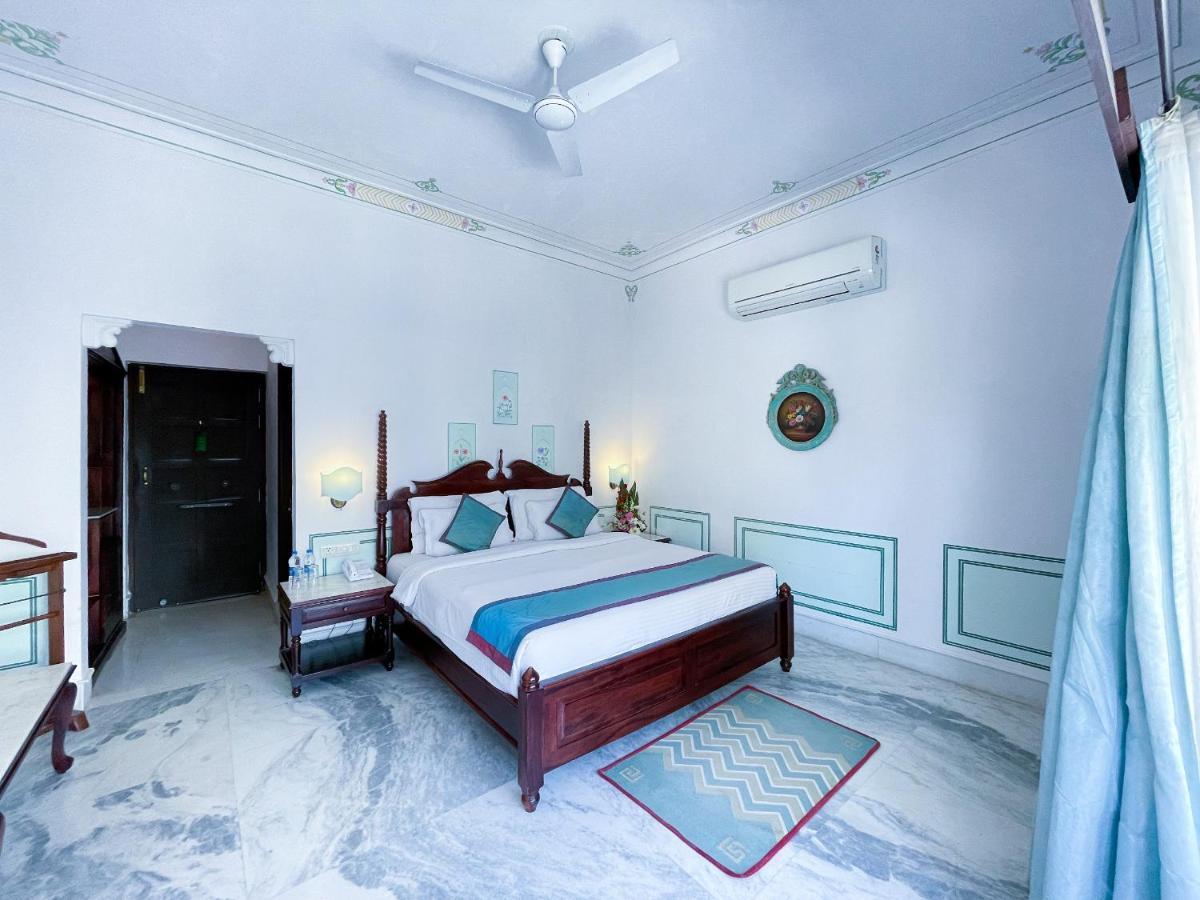 Amar Kothi Hotel Udaipur Exterior photo