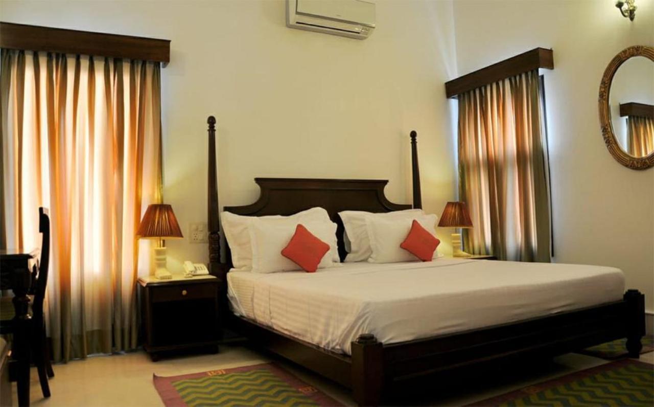 Amar Kothi Hotel Udaipur Exterior photo